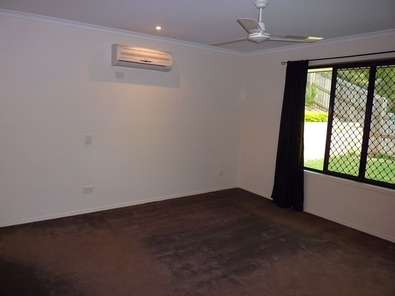 7 Larcom Rise, West Gladstone QLD 4680