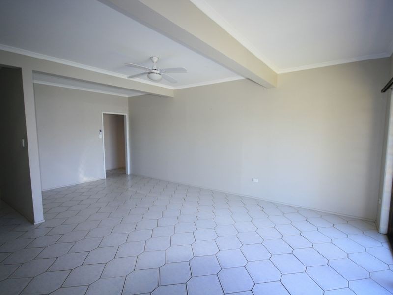 7 The Esplanade, Barney Point QLD 4680