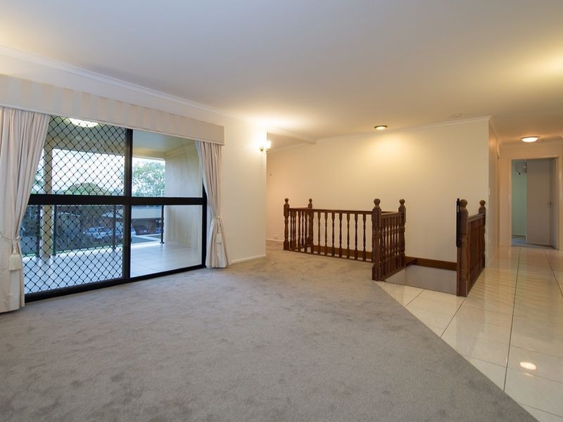 8 Canonbar Street, Clinton QLD 4680