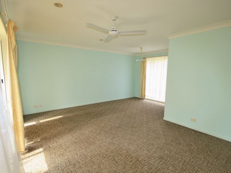 2 Palm Court, Clinton QLD 4680