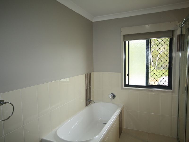 47 Sharyn Drive, New Auckland QLD 4680