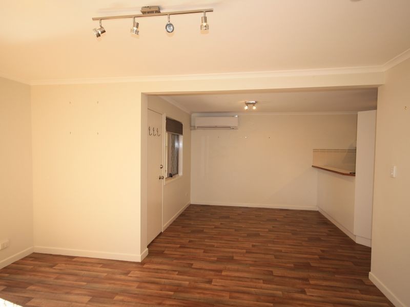 Unit 4/46 J Hickey Avenue, Clinton QLD 4680