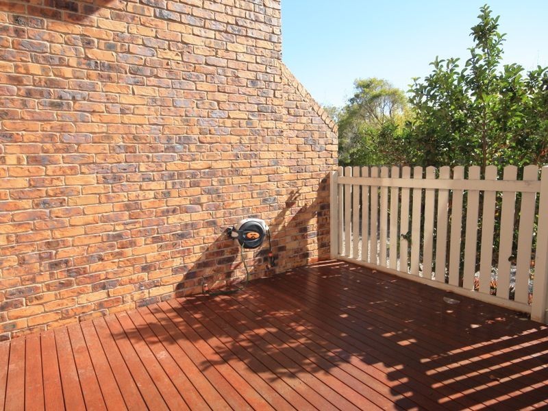 Unit 4/46 J Hickey Avenue, Clinton QLD 4680