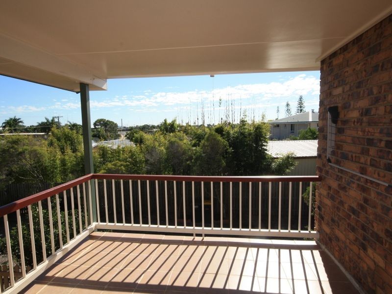 Unit 4/46 J Hickey Avenue, Clinton QLD 4680