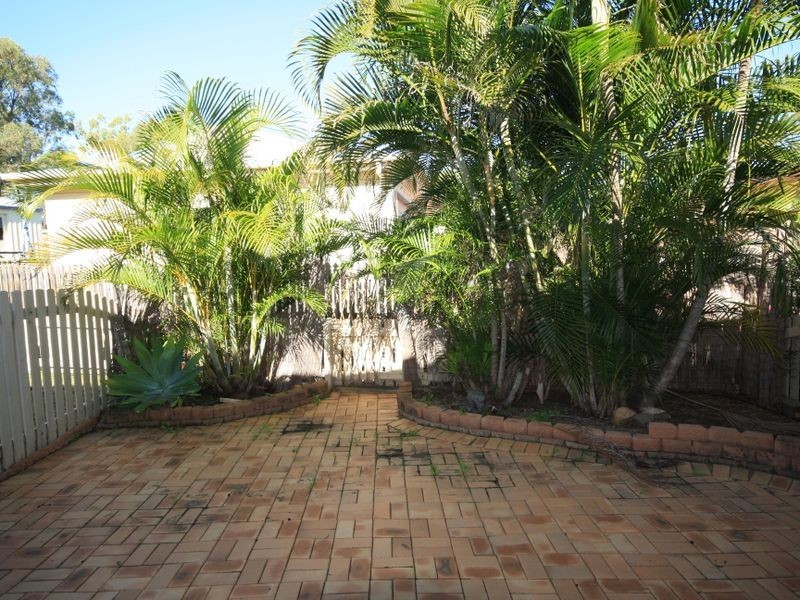 Unit 4/46 J Hickey Avenue, Clinton QLD 4680