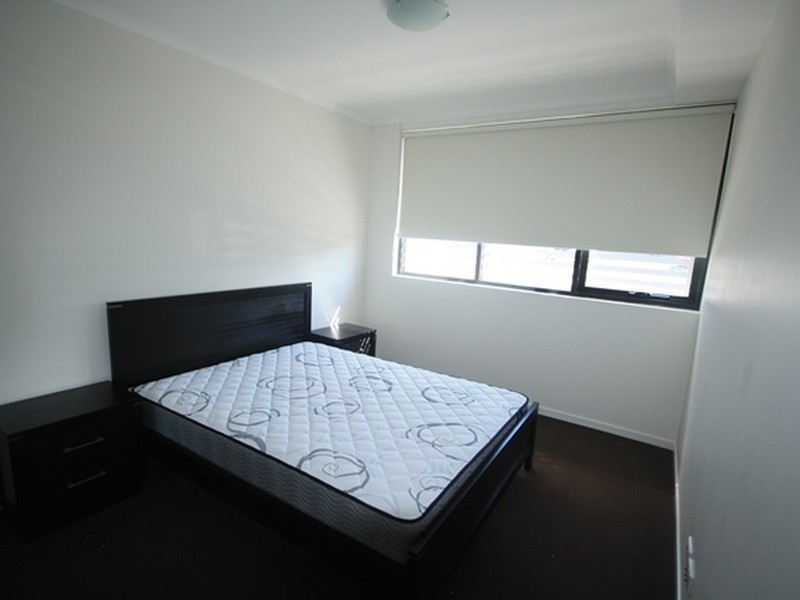 Unit 332/55 Central Lane, Gladstone QLD 4680