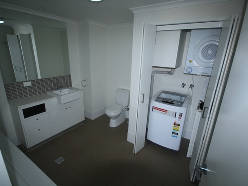 Unit 332/55 Central Lane, Gladstone QLD 4680
