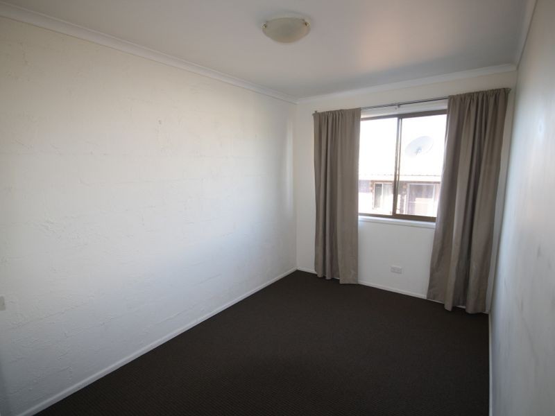 5/196 Auckland Street, South Gladstone QLD 4680