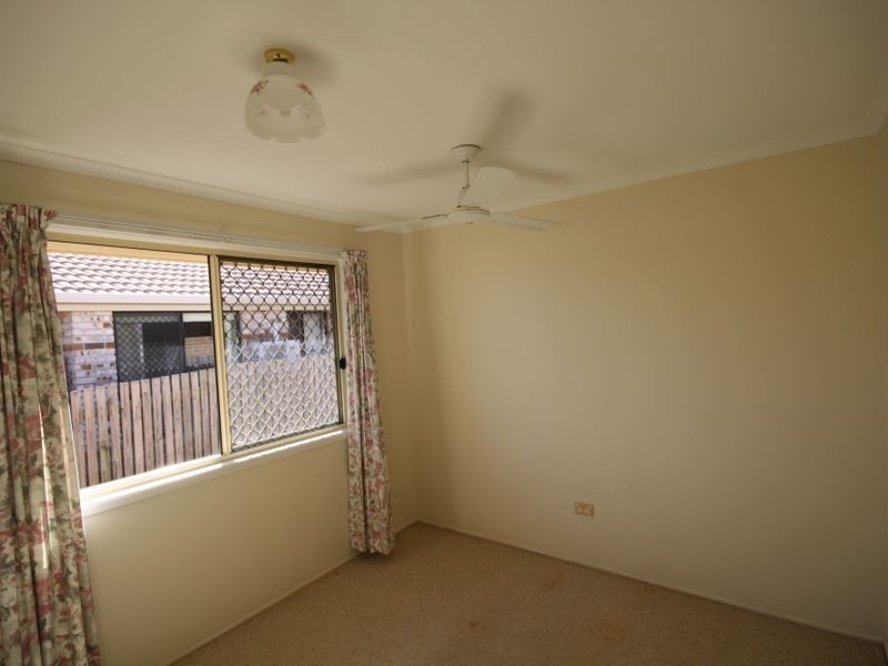 4 Helston Street, Telina QLD 4680