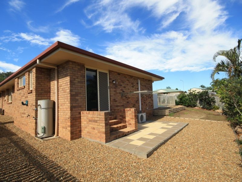 4 Helston Street, Telina QLD 4680