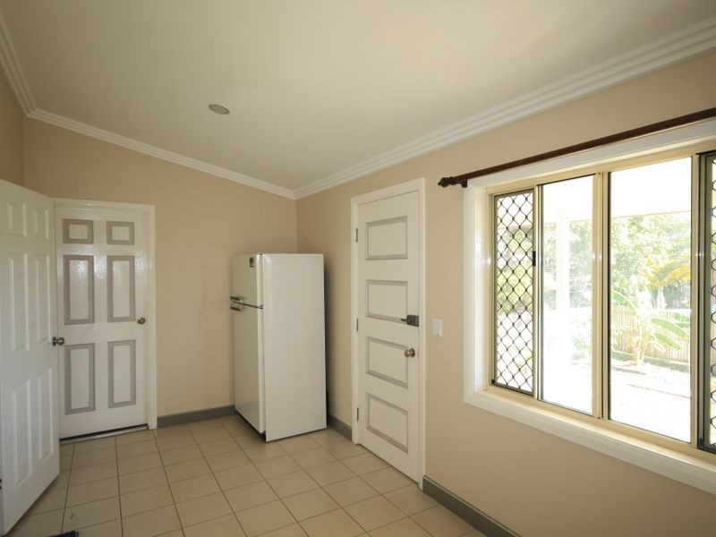 8 Herbert Street, Gladstone QLD 4680