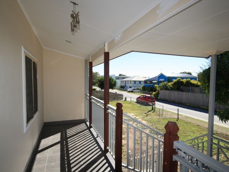 8 Herbert Street, Gladstone QLD 4680