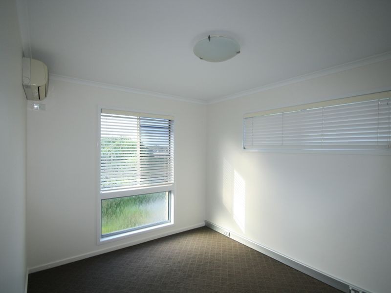 1/33 Watt Street, West Gladstone QLD 4680