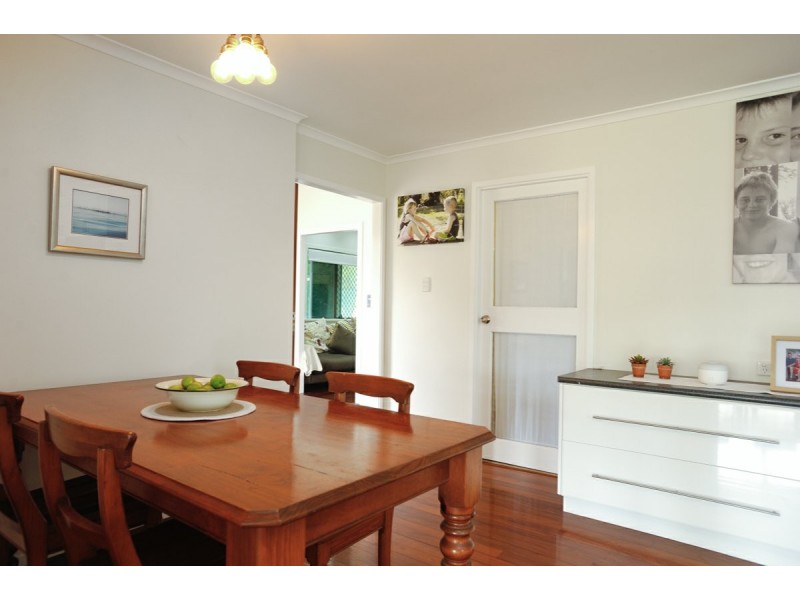 7 White Street, West Gladstone QLD 4680
