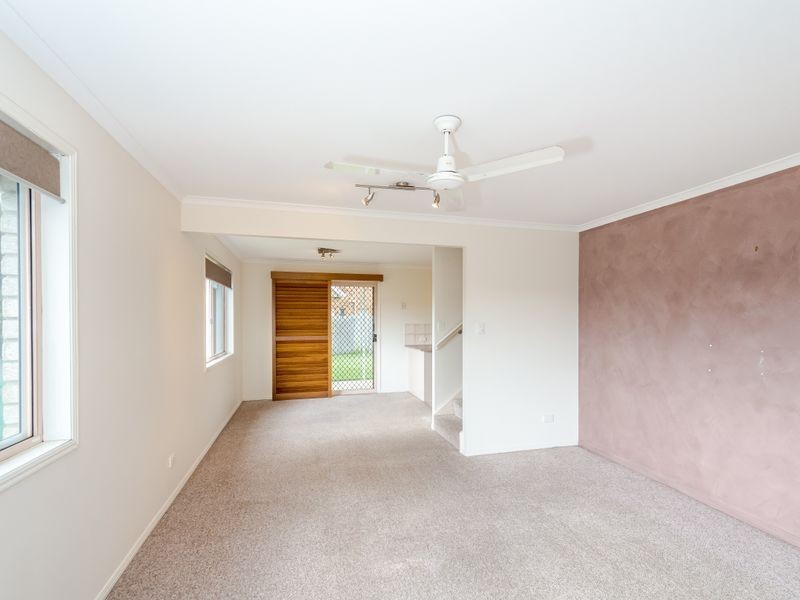 5 Barrine Close, Clinton QLD 4680