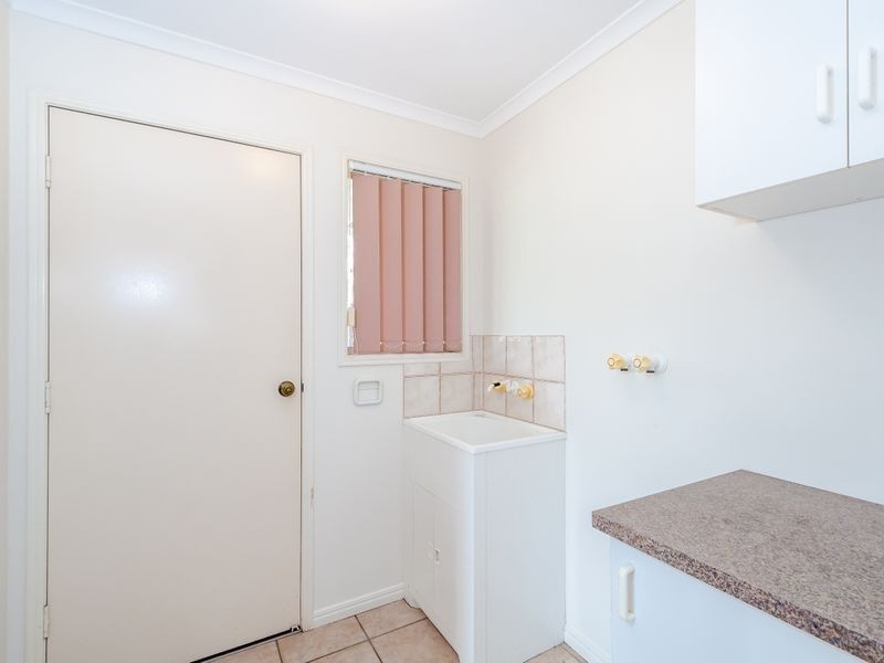 5 Barrine Close, Clinton QLD 4680