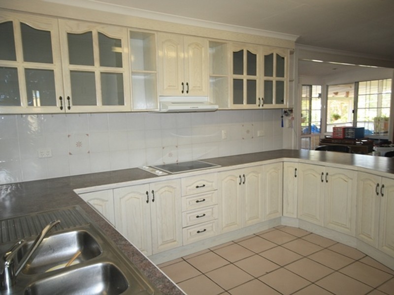 6 Russ Street, Sun Valley QLD 4680