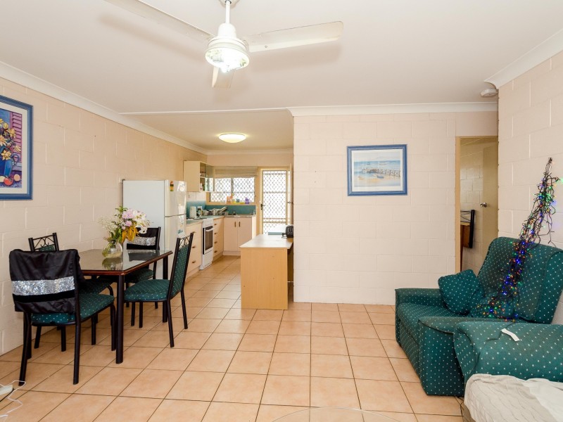1-5/37 Scenery Street, West Gladstone QLD 4680