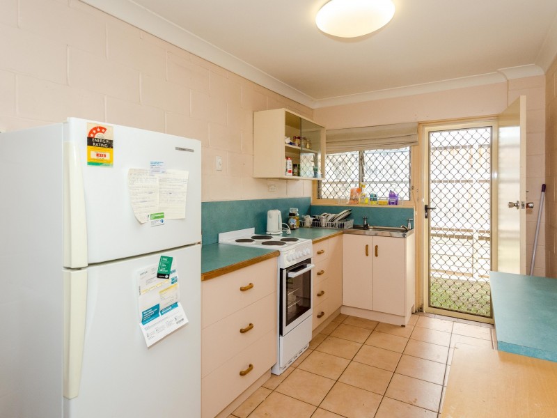1-5/37 Scenery Street, West Gladstone QLD 4680
