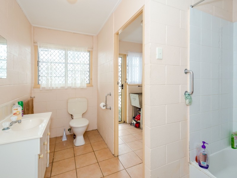 1-5/37 Scenery Street, West Gladstone QLD 4680
