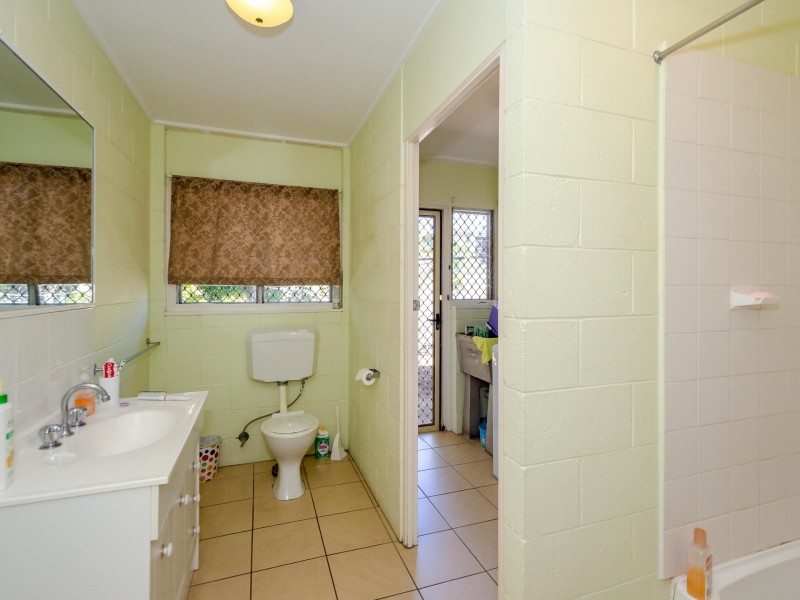 1-5/37 Scenery Street, West Gladstone QLD 4680