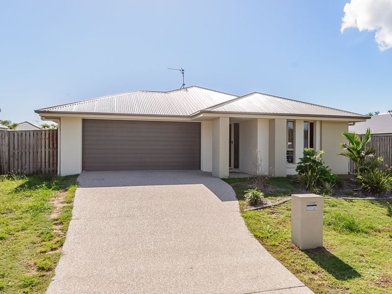 11 Bendee Street, Glen Eden QLD 4680