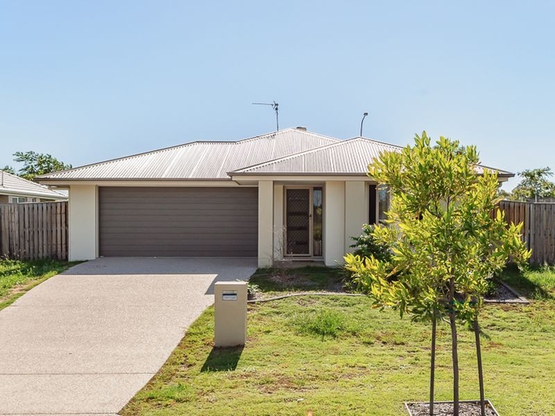 11 Bendee Street, Glen Eden QLD 4680