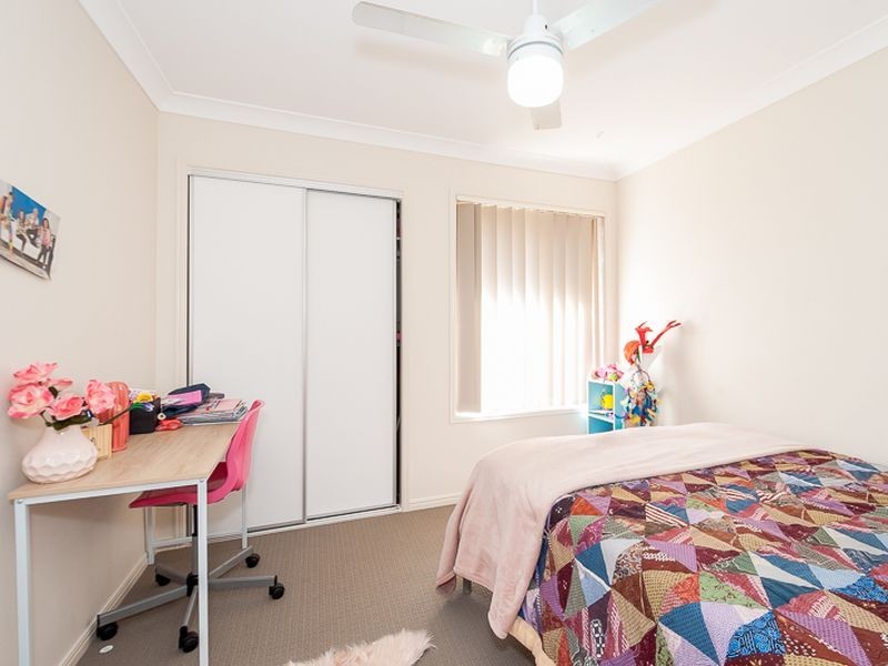 11 Bendee Street, Glen Eden QLD 4680