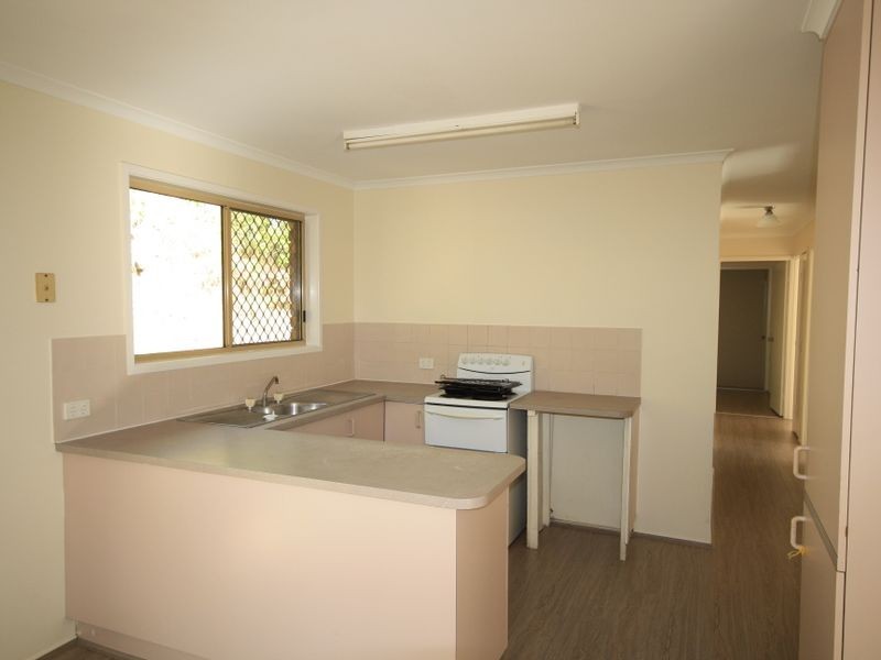 43 Mellefont Street, West Gladstone QLD 4680