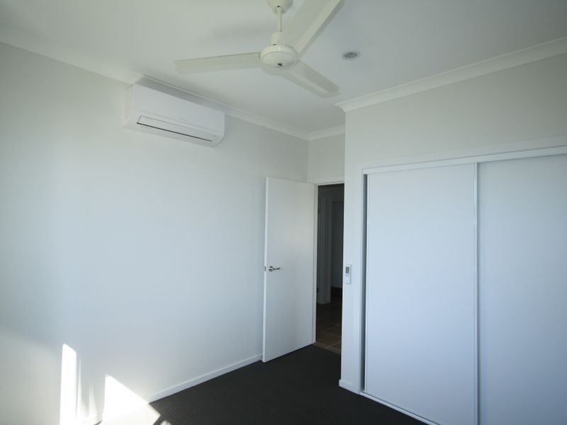 37 Parkway Crescent, Kirkwood QLD 4680