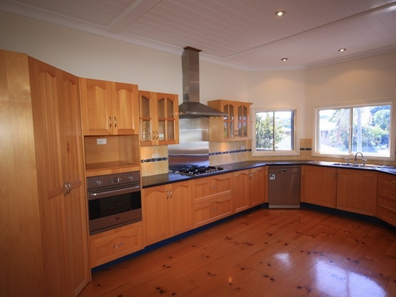 16-18 Glenlyon Street, Gladstone QLD 4680