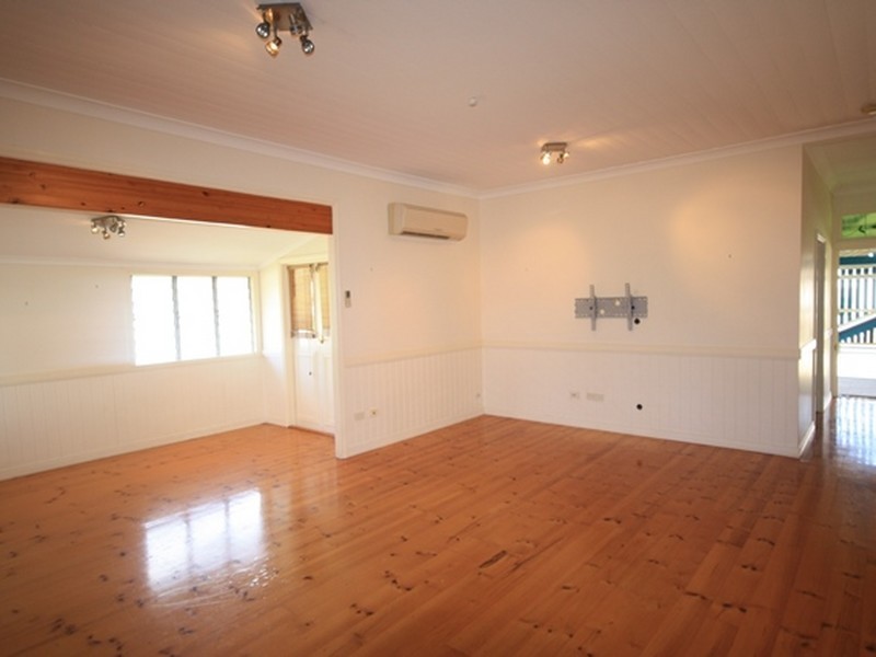 16-18 Glenlyon Street, Gladstone QLD 4680