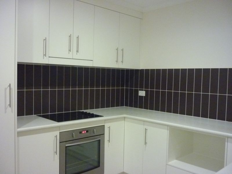 Unit 2/43 Southern Cross Close, Telina QLD 4680