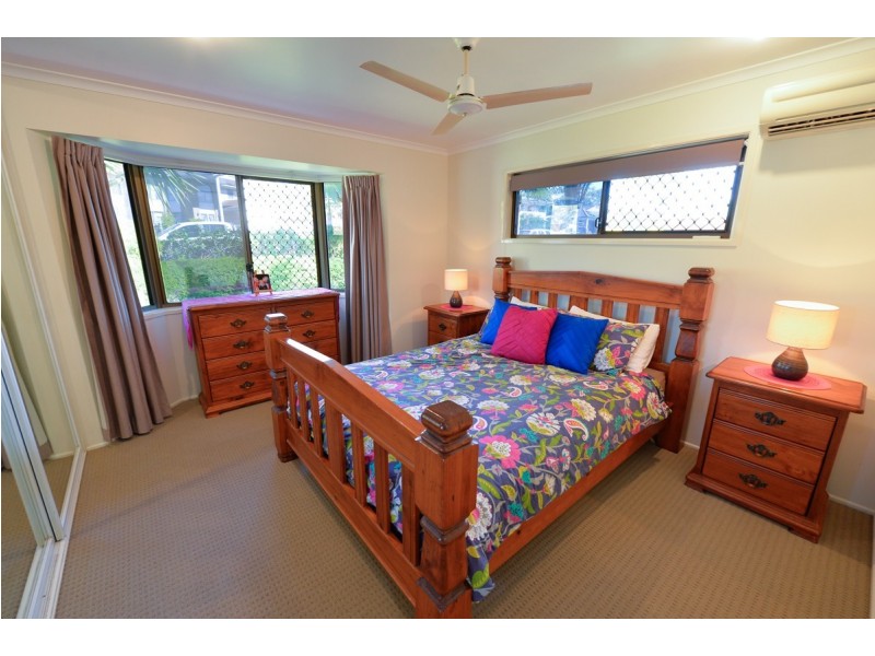 6 Deborah Street, Glen Eden QLD 4680