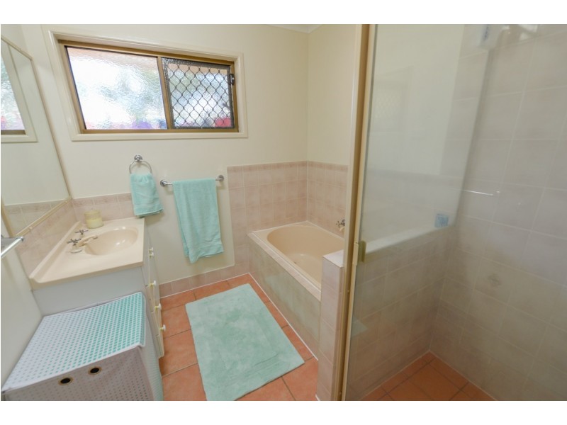 6 Deborah Street, Glen Eden QLD 4680