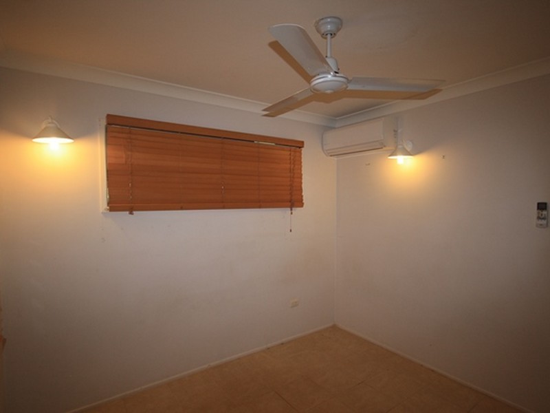 25 Aramac Drive, Clinton QLD 4680