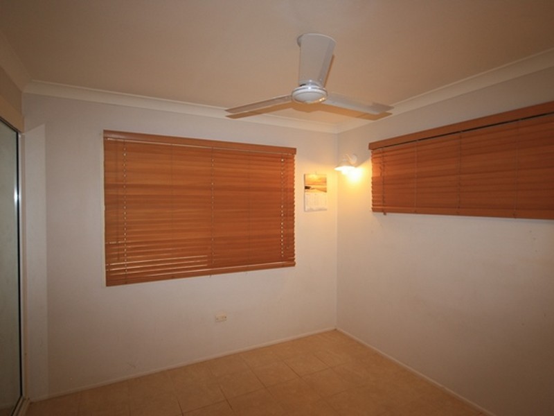 25 Aramac Drive, Clinton QLD 4680