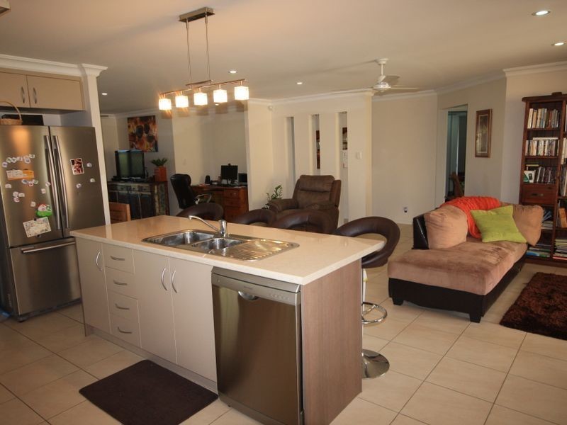 48 Cavella Drive, Glen Eden QLD 4680