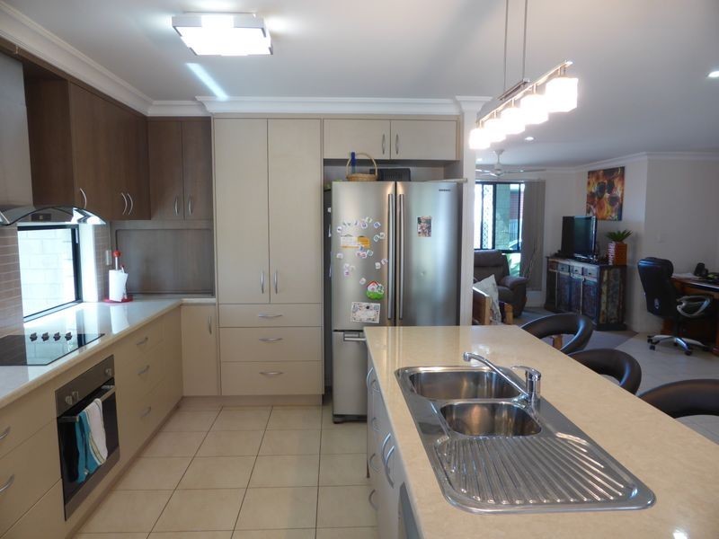48 Cavella Drive, Glen Eden QLD 4680