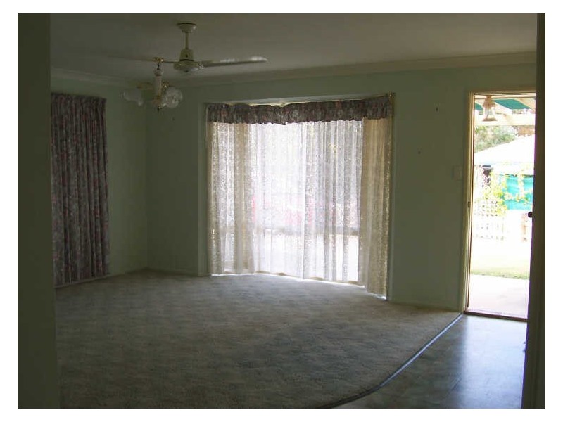 Unit 2/4 Carinya Drive, Clinton QLD 4680