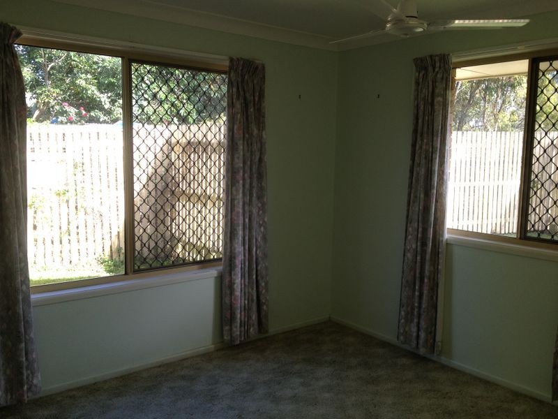 Unit 2/4 Carinya Drive, Clinton QLD 4680