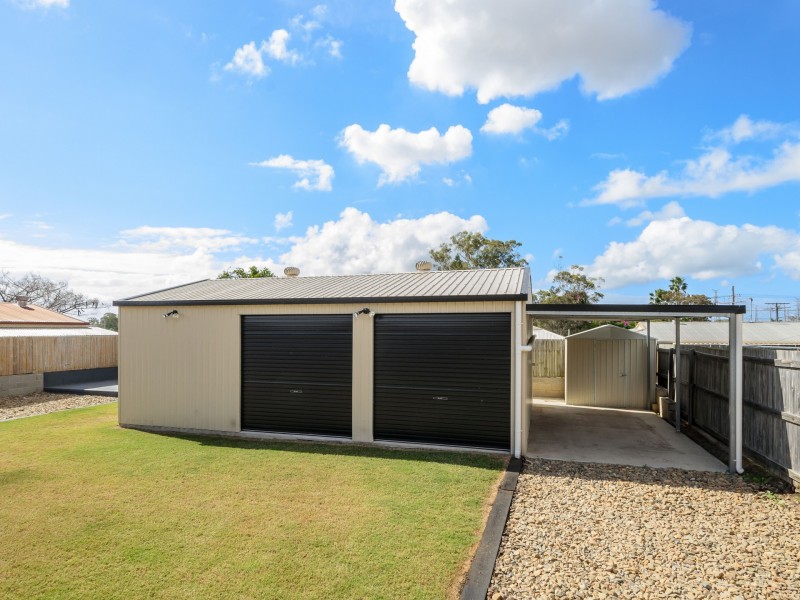 12 SALMON STREET, Toolooa QLD 4680