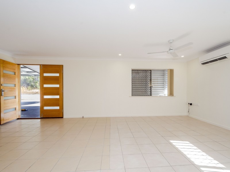 12 SALMON STREET, Toolooa QLD 4680