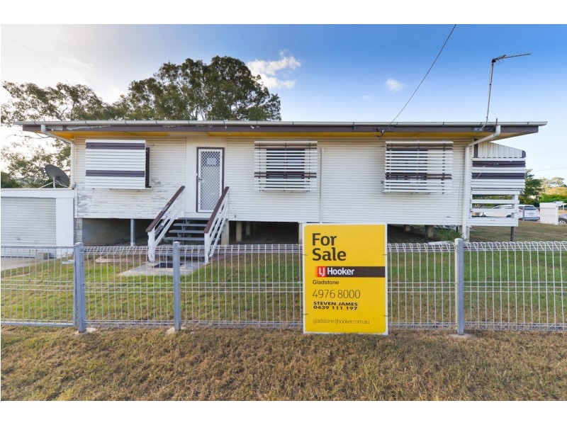 23 Larsen Street, West Gladstone QLD 4680