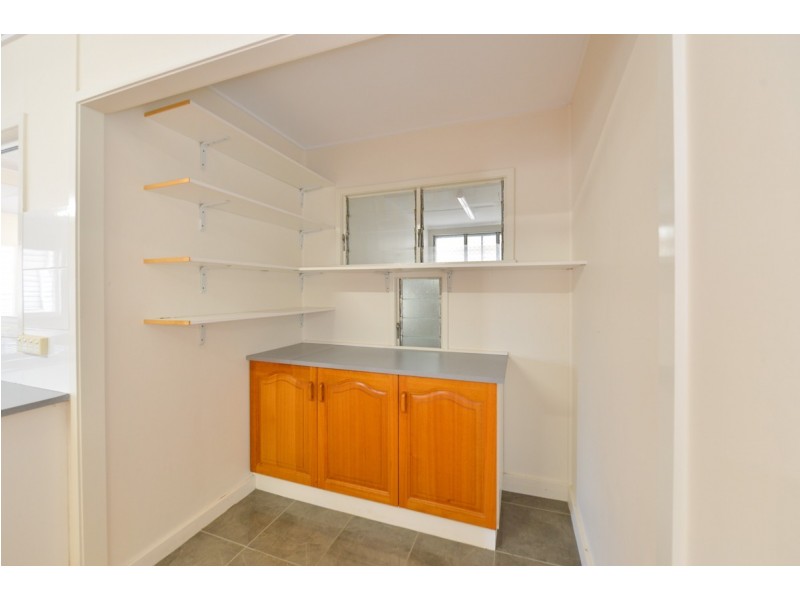 23 Larsen Street, West Gladstone QLD 4680
