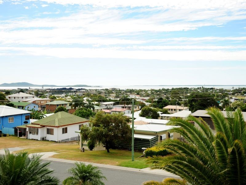 235 Oaka Street, South Gladstone QLD 4680