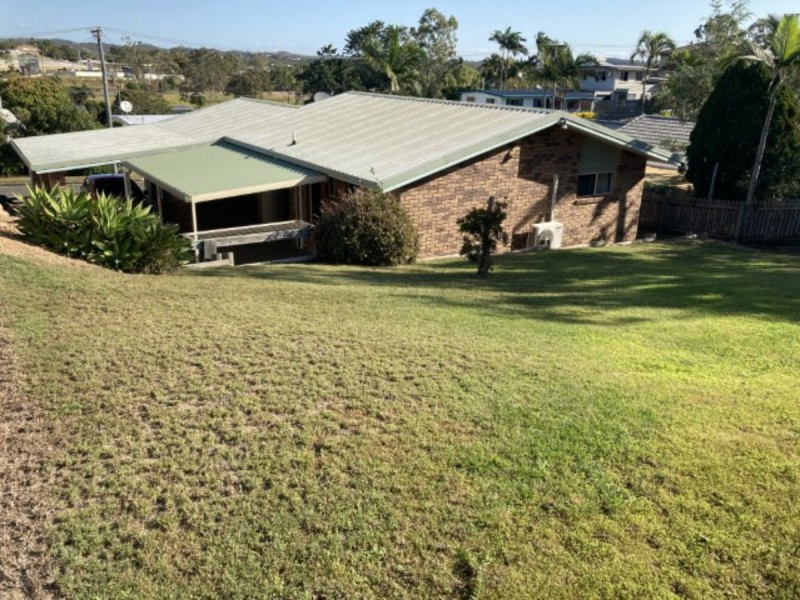 14 Ferguson Crescent, West Gladstone QLD 4680