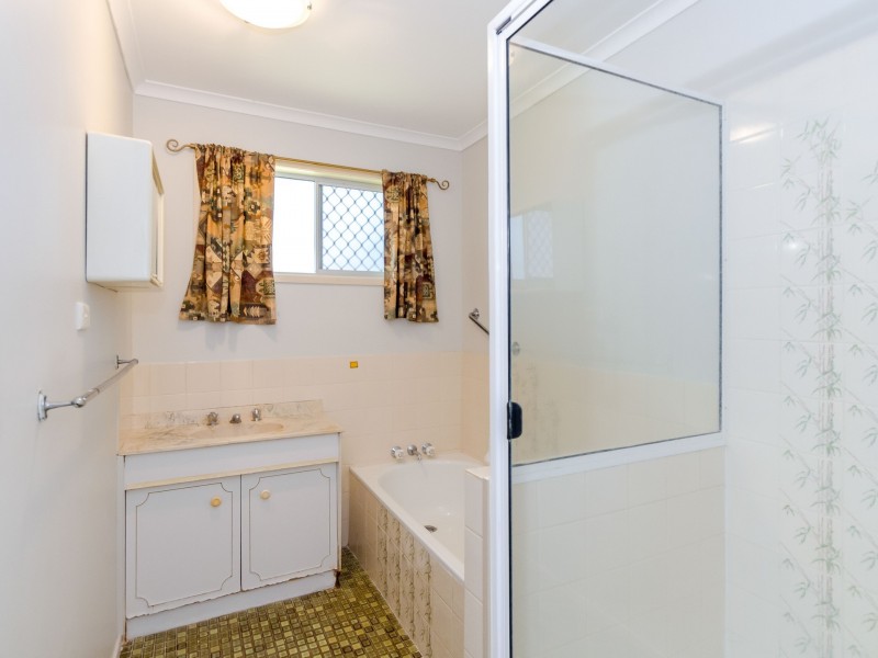 44 Venus Street, Telina QLD 4680