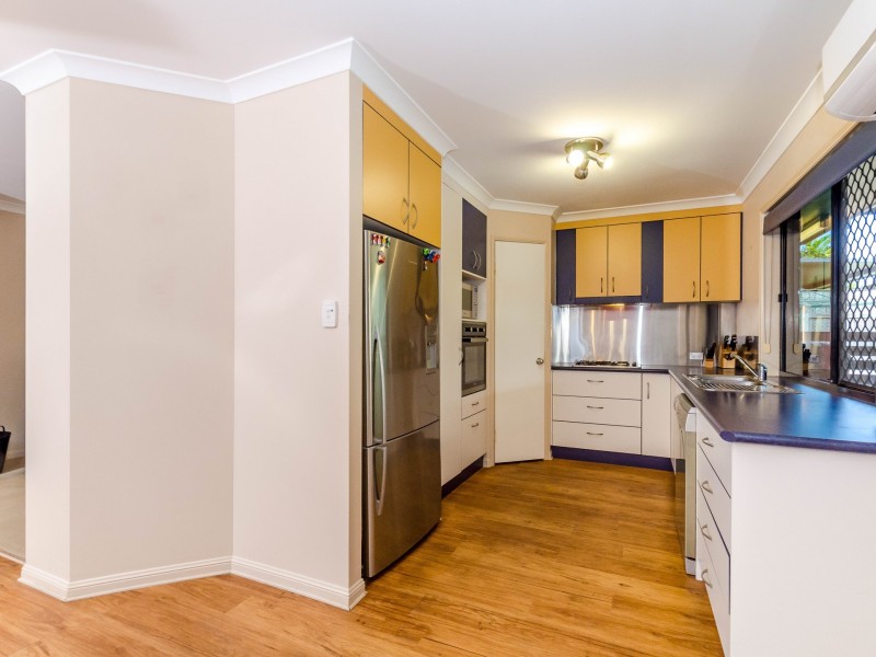 6 Dorinda Close, Clinton QLD 4680