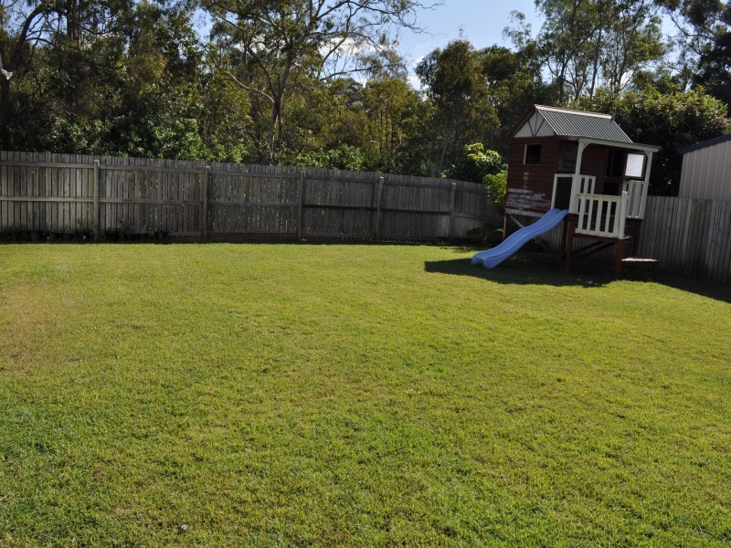 106 COL BROWN AVENUE, Clinton QLD 4680